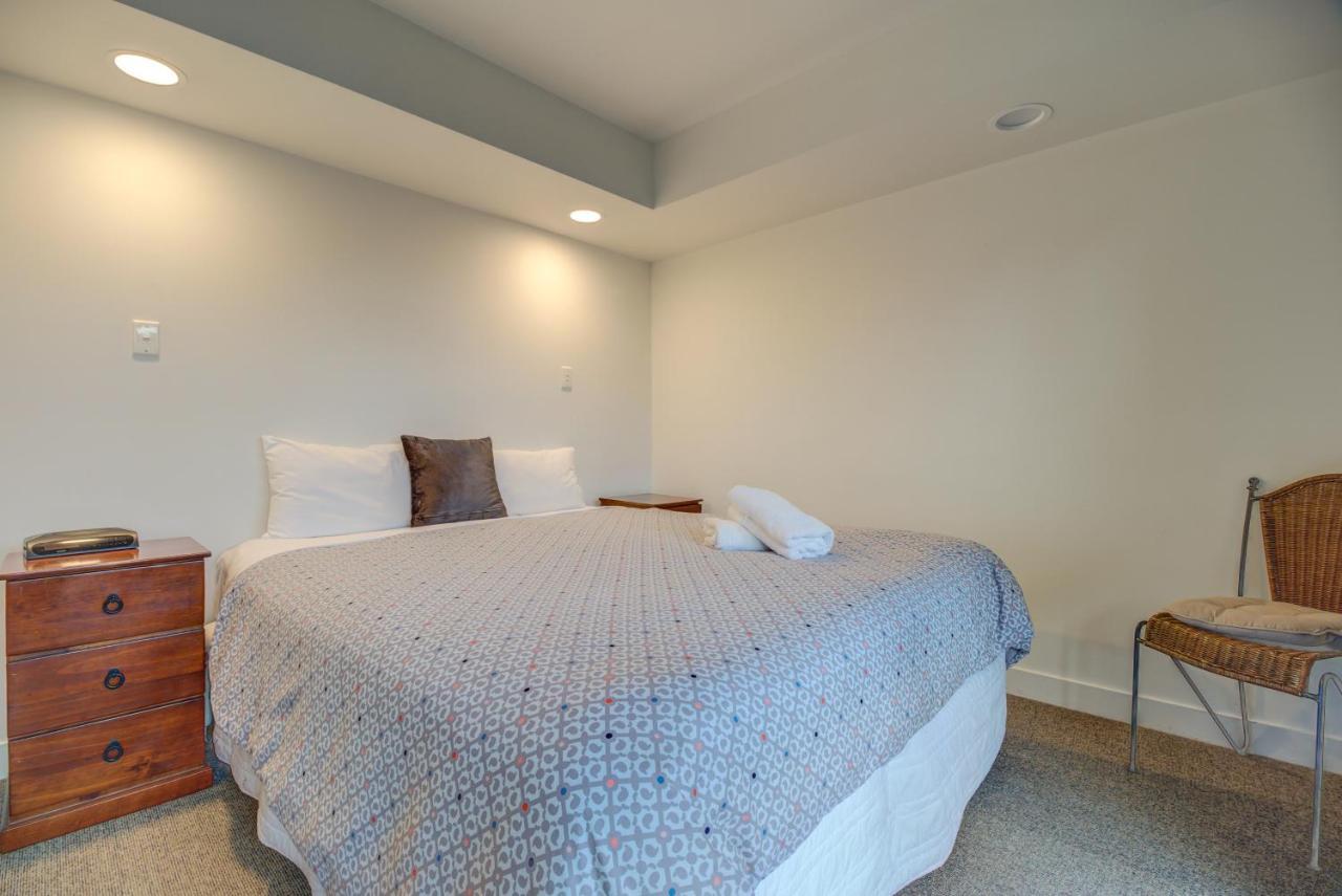 Lakefront Apartments,18 Lake Esplanade Road Queenstown Ngoại thất bức ảnh