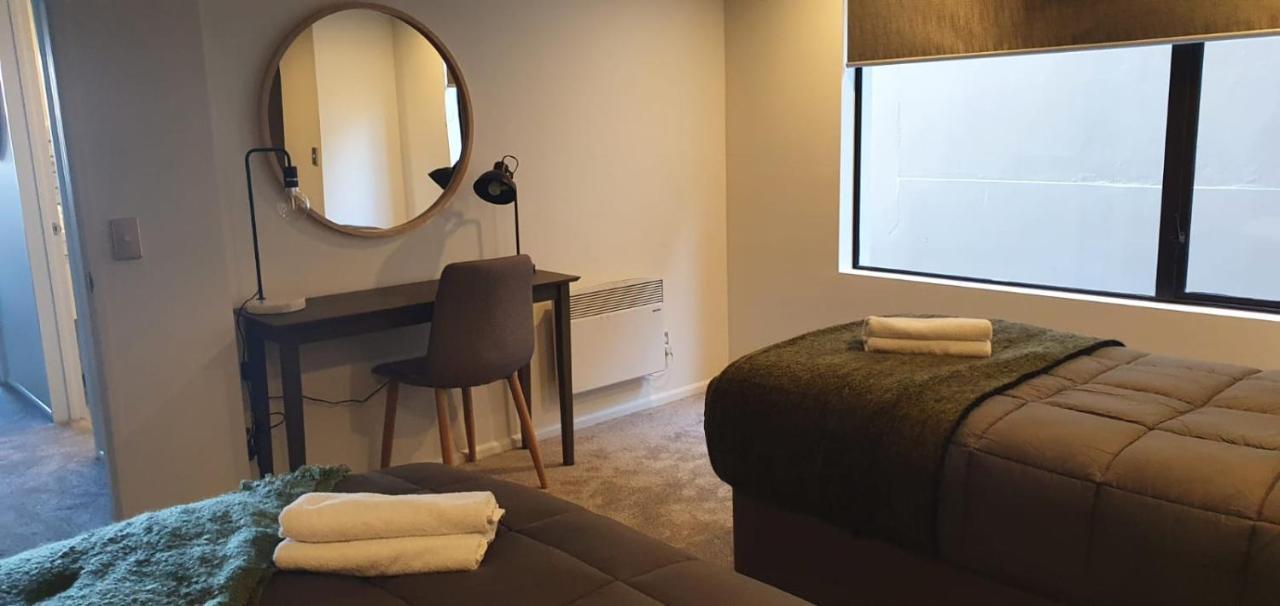 Lakefront Apartments,18 Lake Esplanade Road Queenstown Ngoại thất bức ảnh