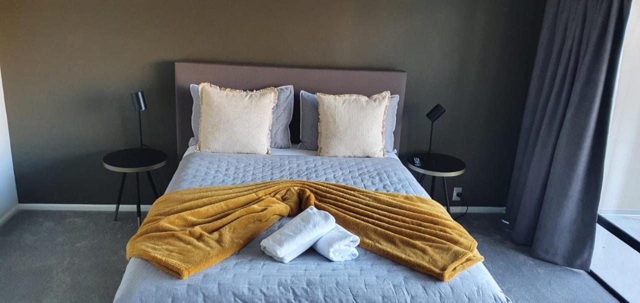 Lakefront Apartments,18 Lake Esplanade Road Queenstown Ngoại thất bức ảnh