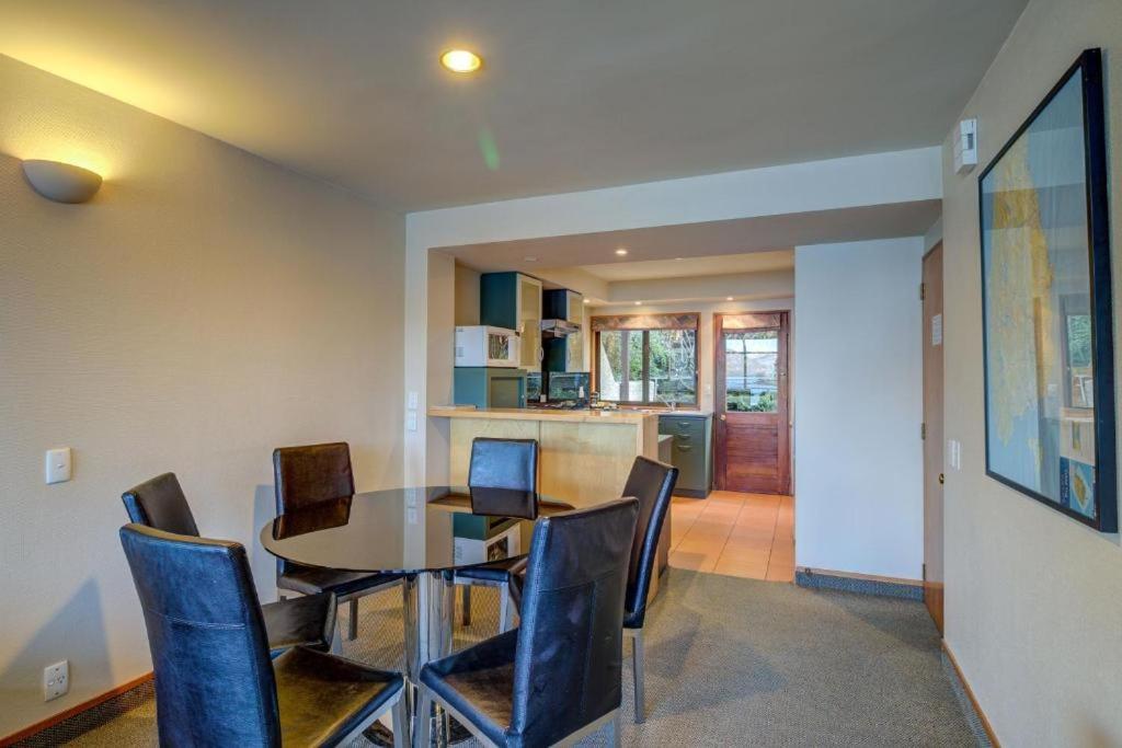 Lakefront Apartments,18 Lake Esplanade Road Queenstown Ngoại thất bức ảnh