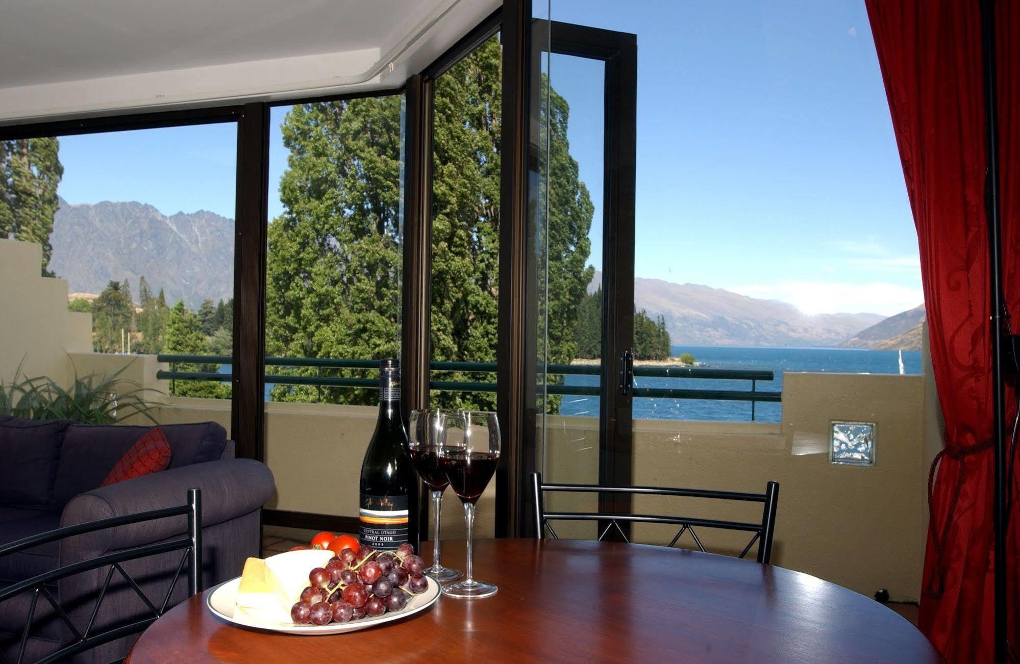 Lakefront Apartments,18 Lake Esplanade Road Queenstown Ngoại thất bức ảnh